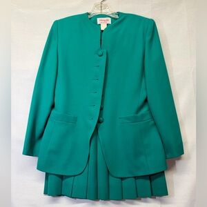 Henry Lee Green Women's Vintage Suit with Pleated Skirt 4petite